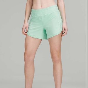 Lululemon Track That Mid-Rise Lined Short 5" - Wild Mint Size 6